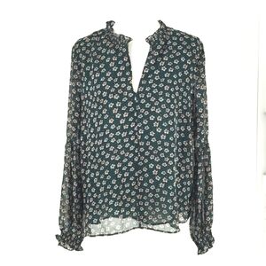 1. State Boy Meets Girl Pine V Neck Blouae